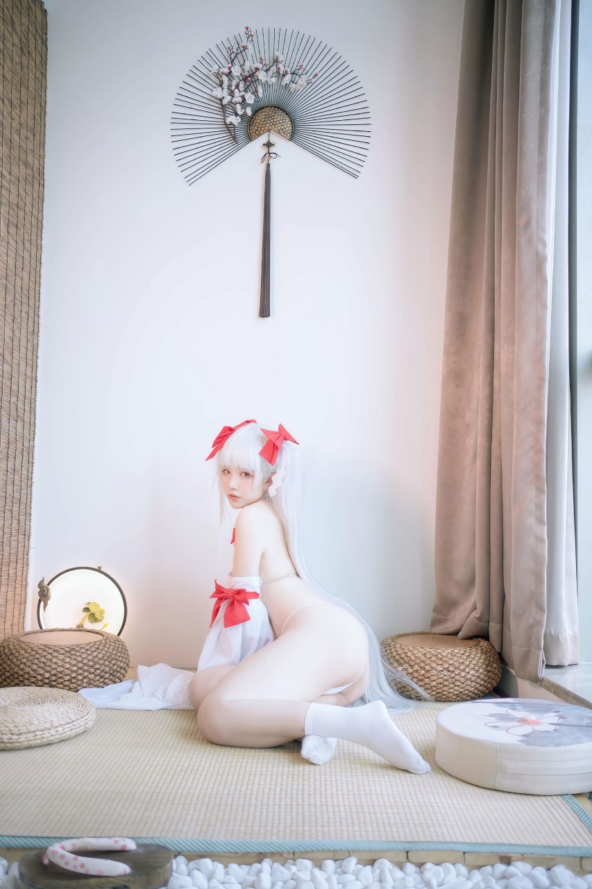 好图欣赏-阿半今天很开心 可畏巫女